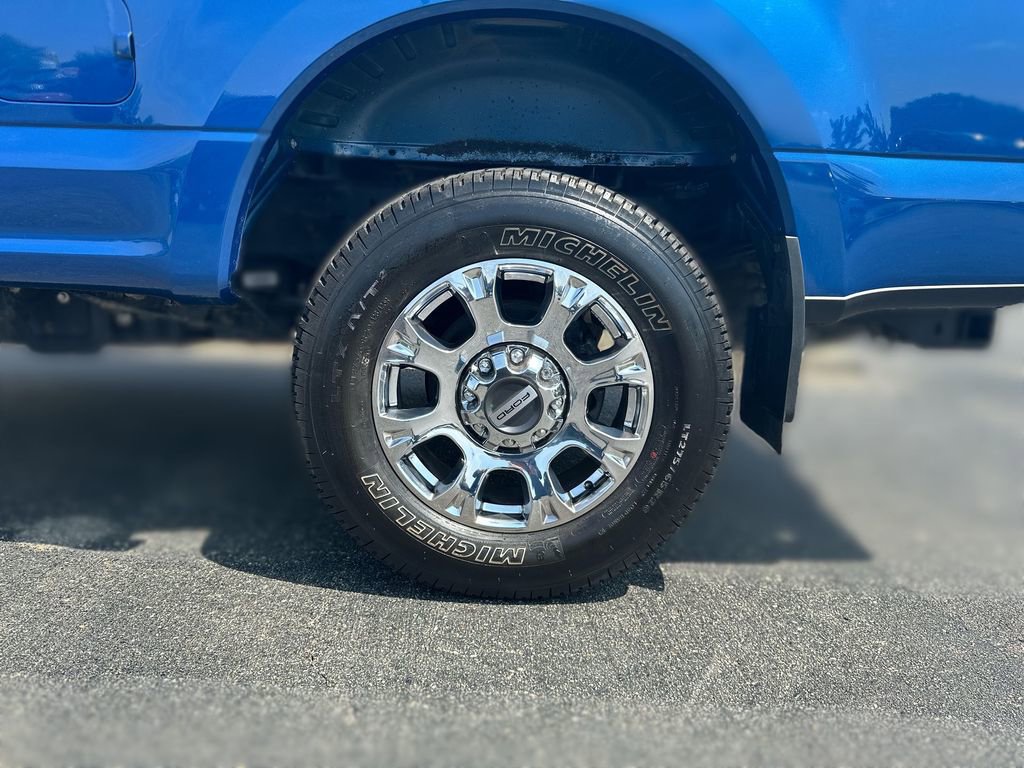 Used 2022 Ford F350 XLT w/ XLT Premium Package AWD/4WD image 17