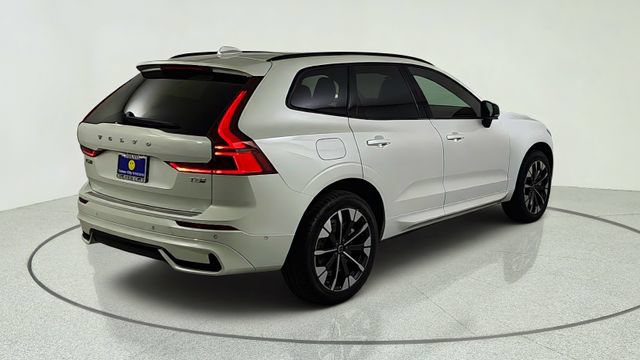 New 2026 Volvo XC60 T8 Plus w/ Climate Package AWD/4WD image 7