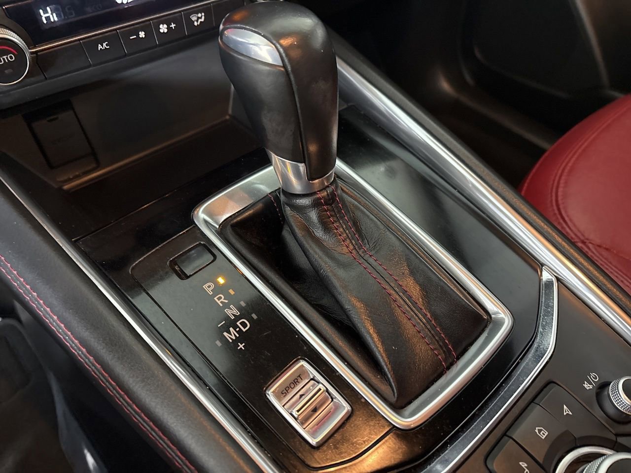 Used 2023 MAZDA CX-5 Carbon Edition image 19