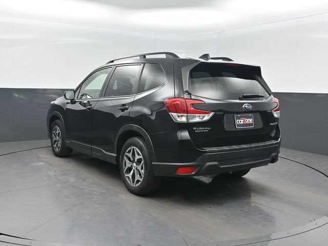 Used 2020 Subaru Forester Premium AWD/4WD image 32