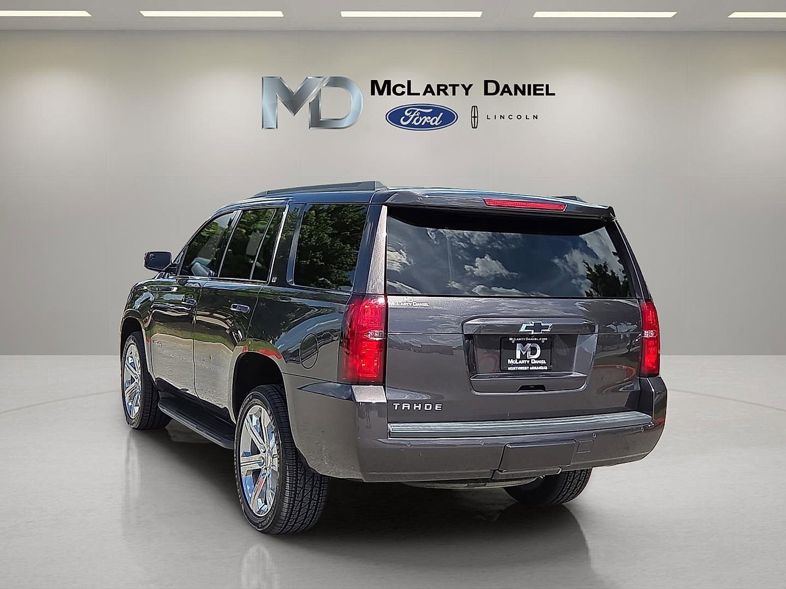 Used 2018 Chevrolet Tahoe LT AWD/4WD image 4