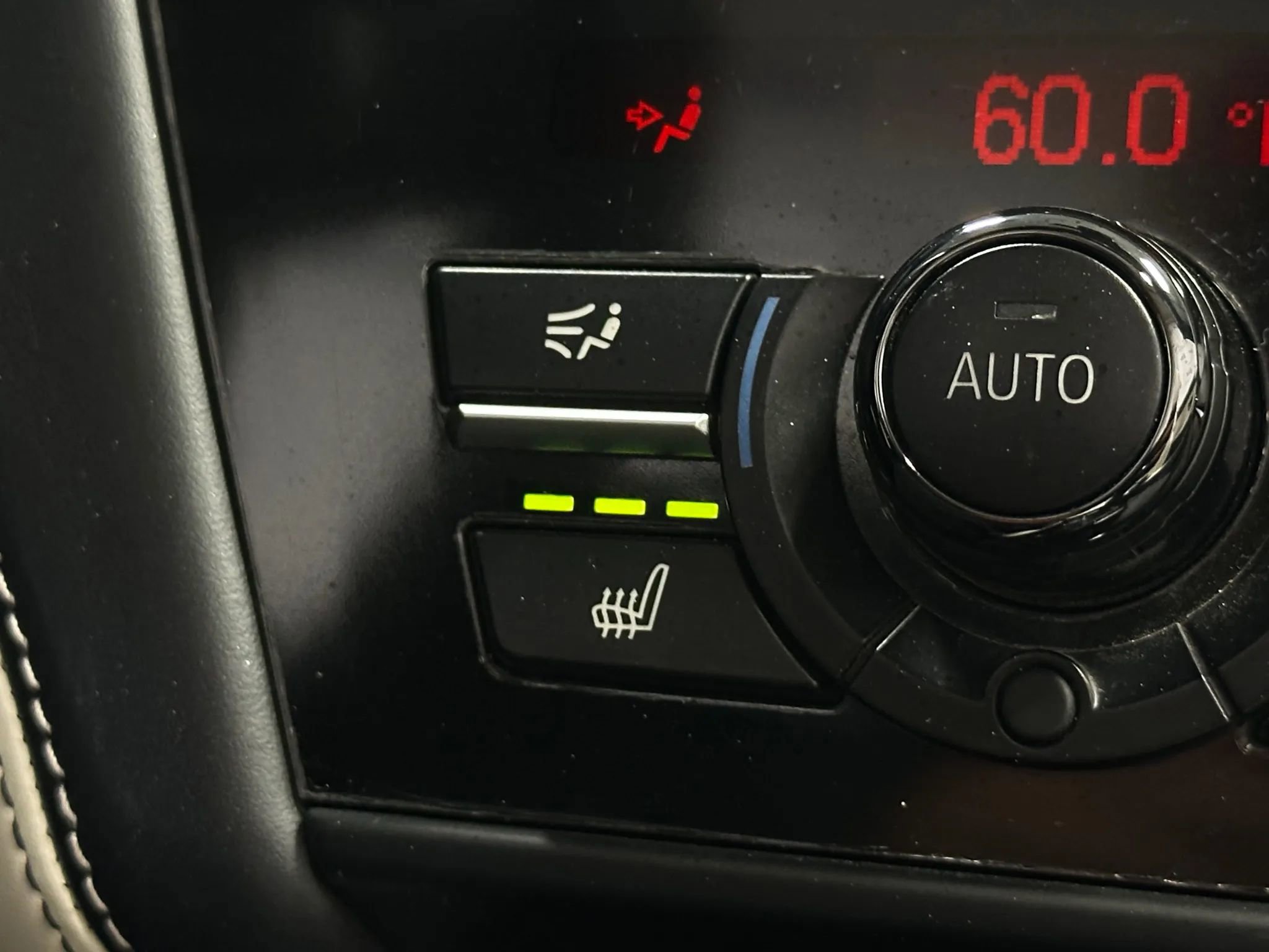 Used 2013 BMW 650i xDrive Convertible image 33