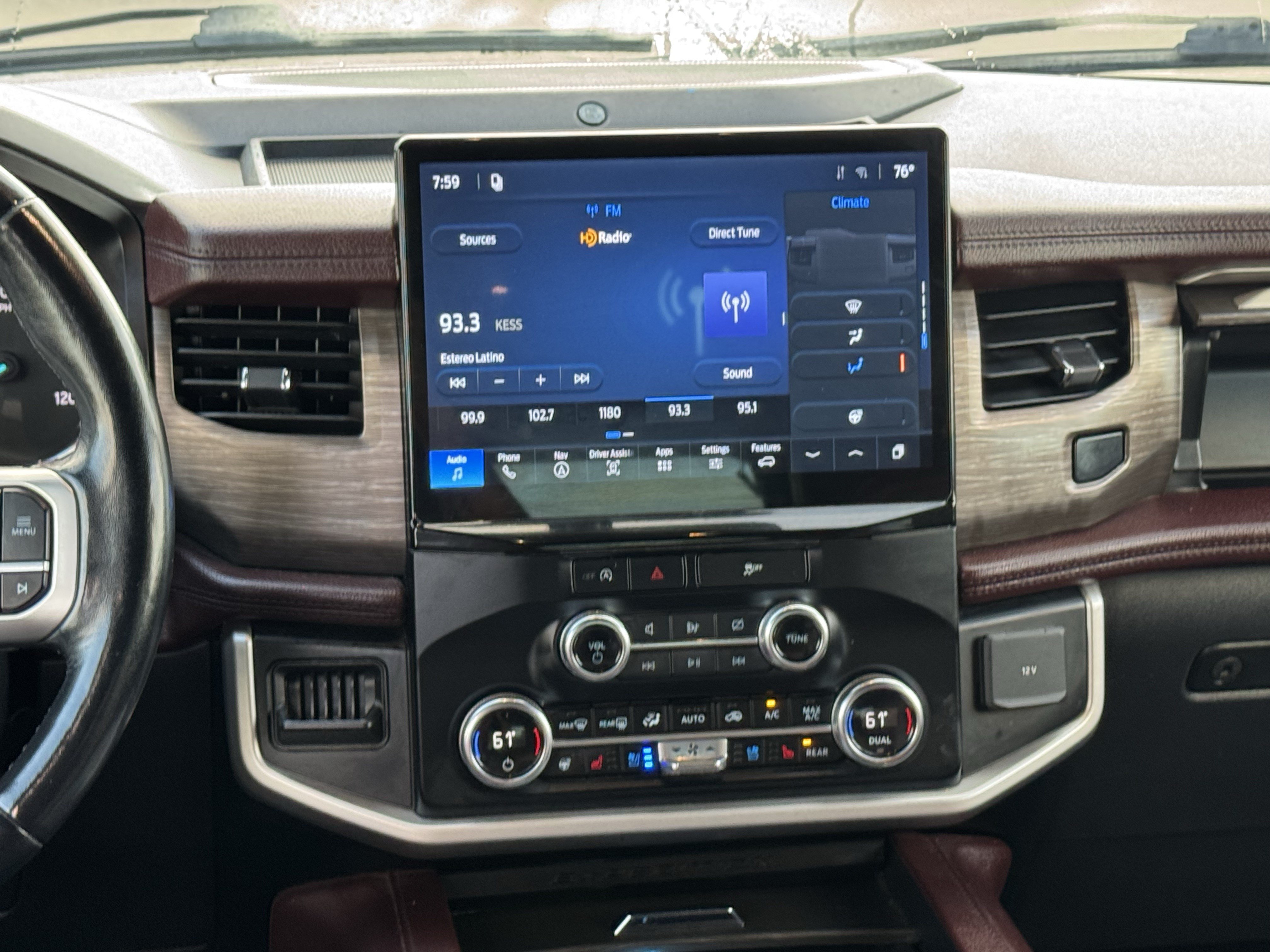 Used 2024 Ford Expedition Max Limited RWD image 15
