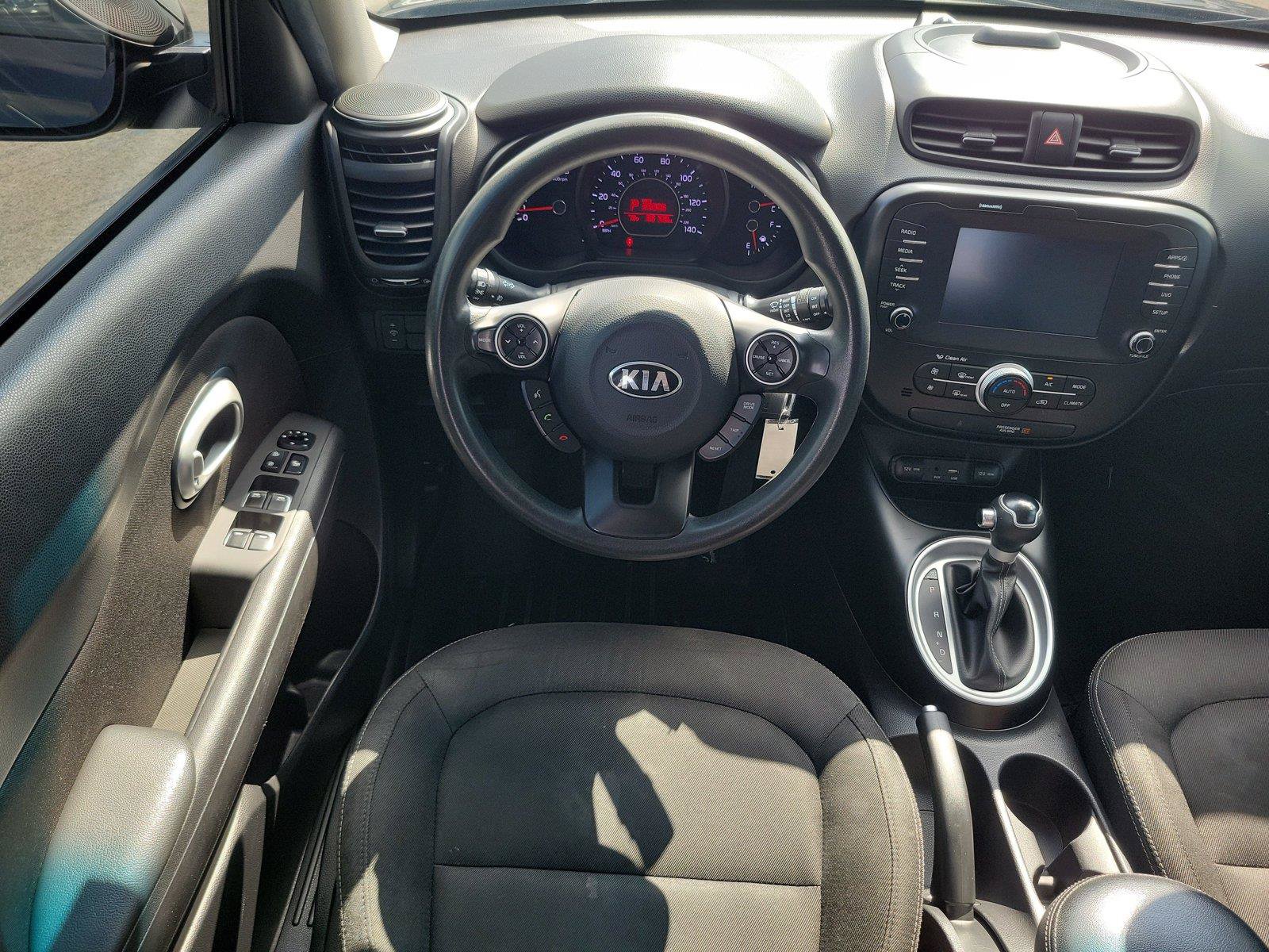 Used 2018 Kia Soul + FWD image 10