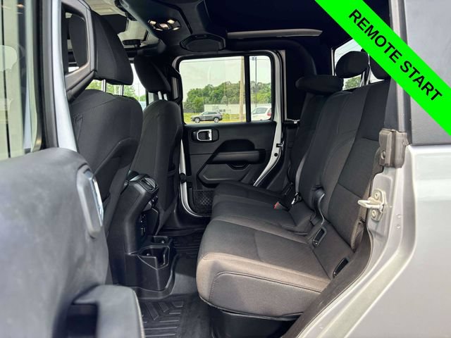 Used 2023 Jeep Gladiator Overland w/ LED Lighting Group AWD/4WD image 22