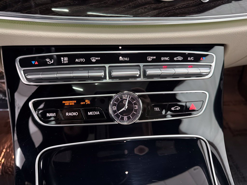 Used 2018 Mercedes-Benz E 300 image 17