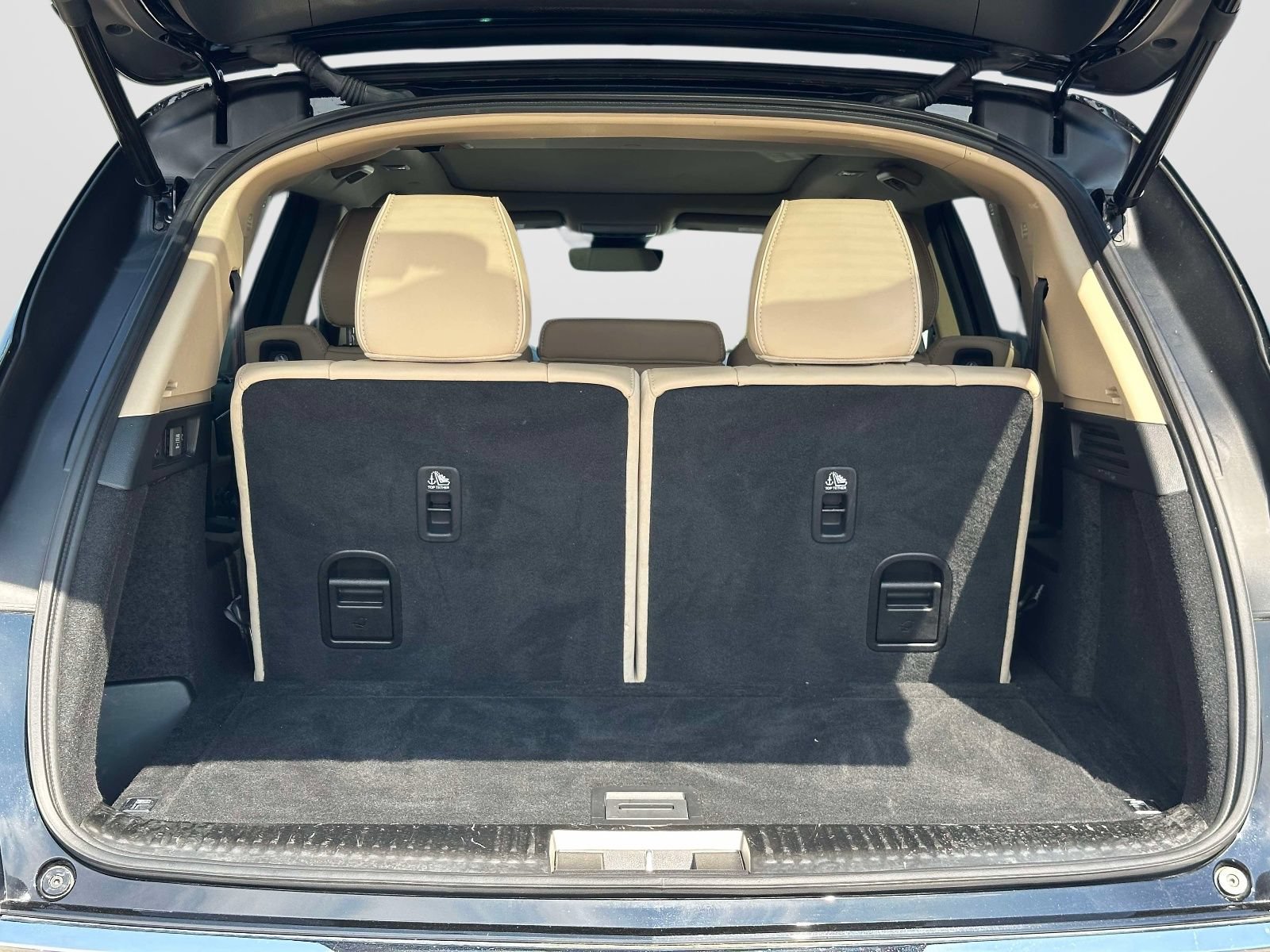 Certified 2023 Acura MDX SH-AWD w/ Advance Package image 12