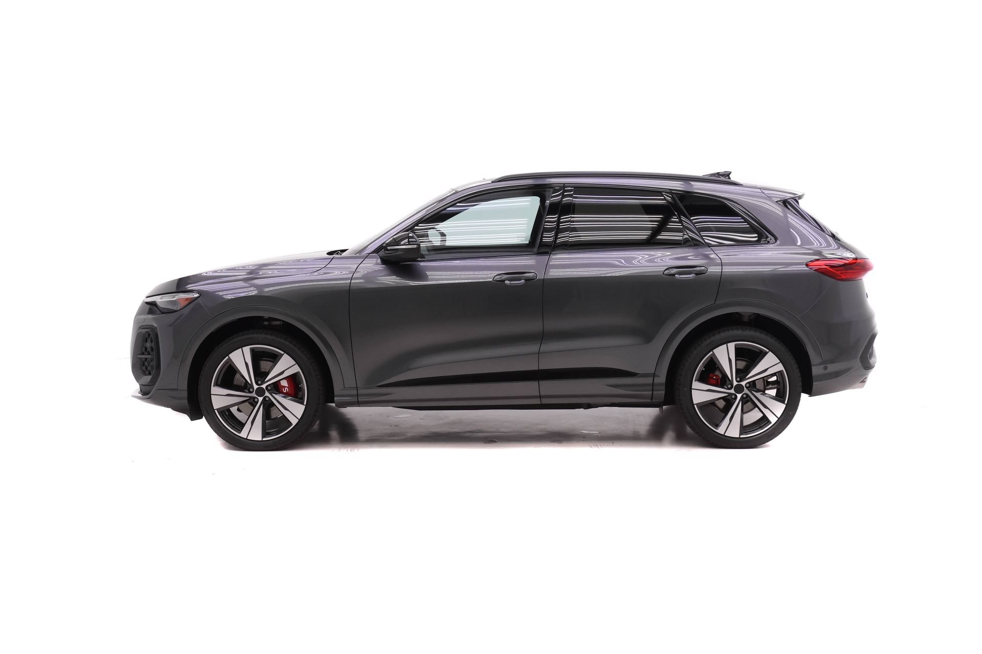 New 2026 Audi SQ5 Premium Plus AWD/4WD image 3