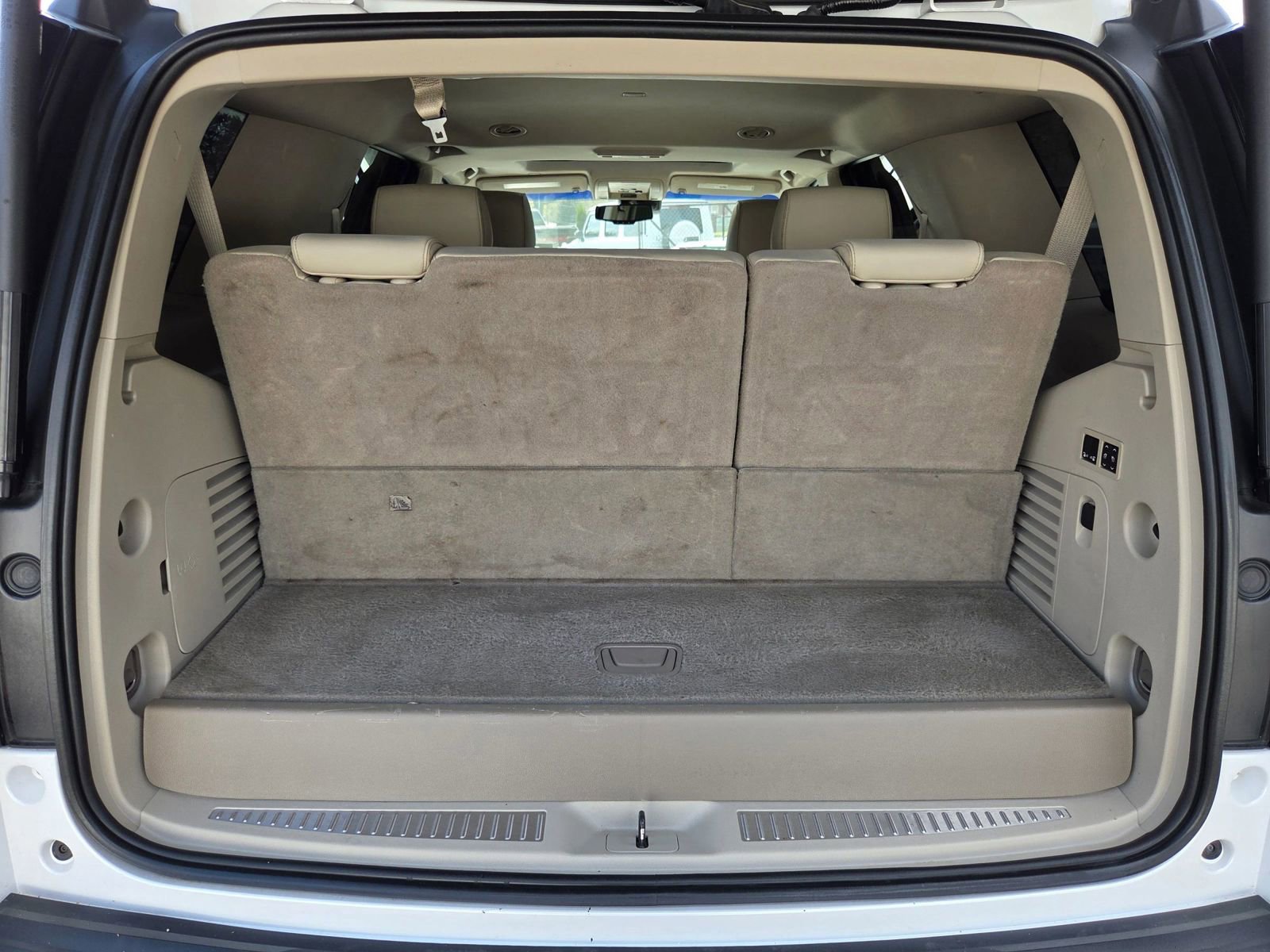 Used 2019 GMC Yukon Denali RWD image 24