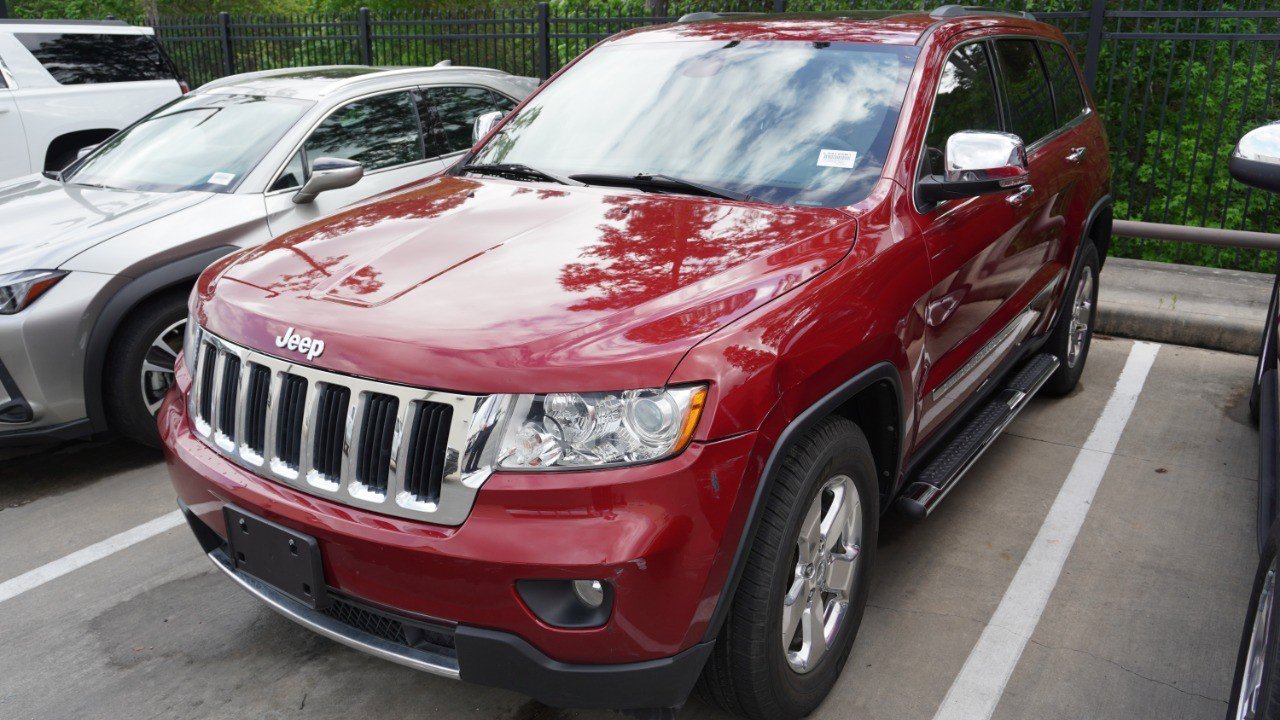 Used 2013 Jeep Grand Cherokee Limited w/ Luxury Group II image 1