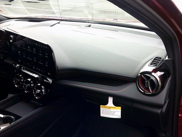 New 2025 Chevrolet Blazer EV RS image 28