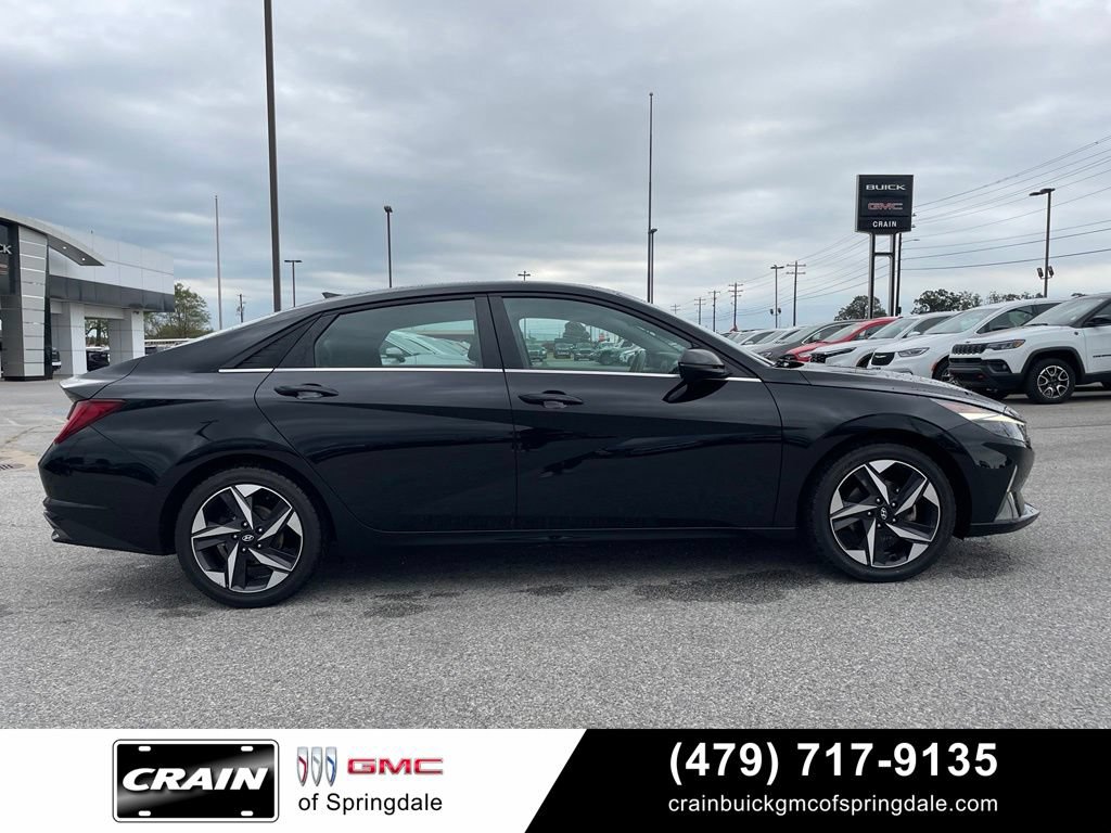 Used 2021 Hyundai Elantra SEL w/ Convenience + Premium Package FWD image 8