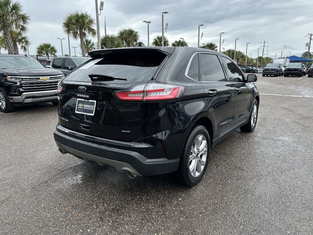 Used 2024 Ford Edge Titanium image 16