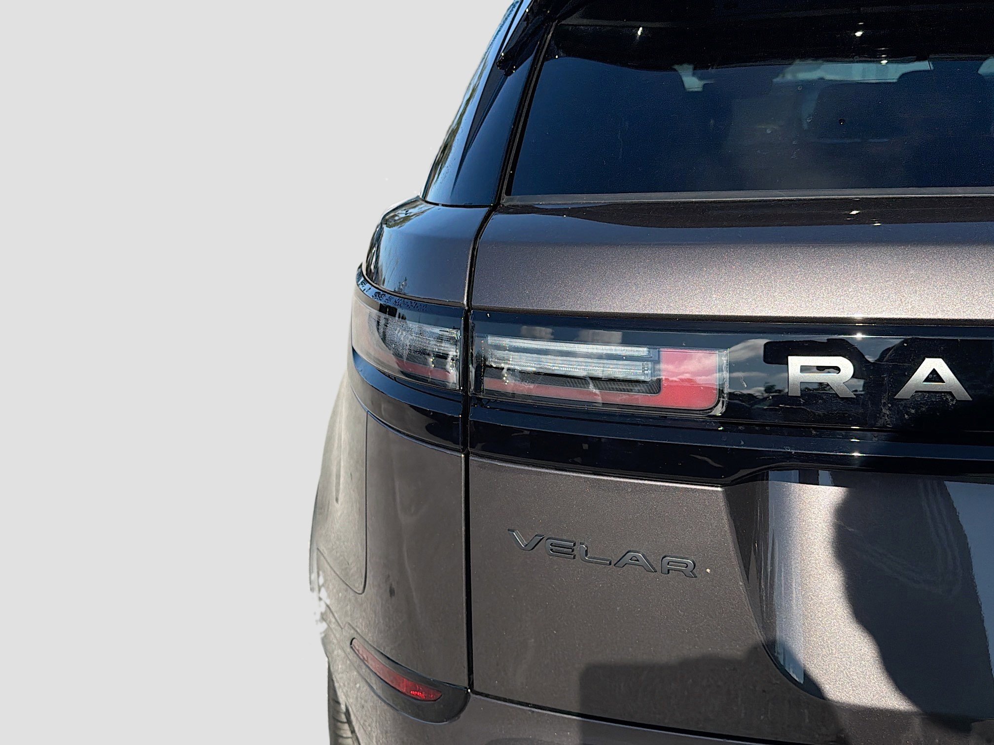 New 2026 Land Rover Range Rover Velar Dynamic SE image 10