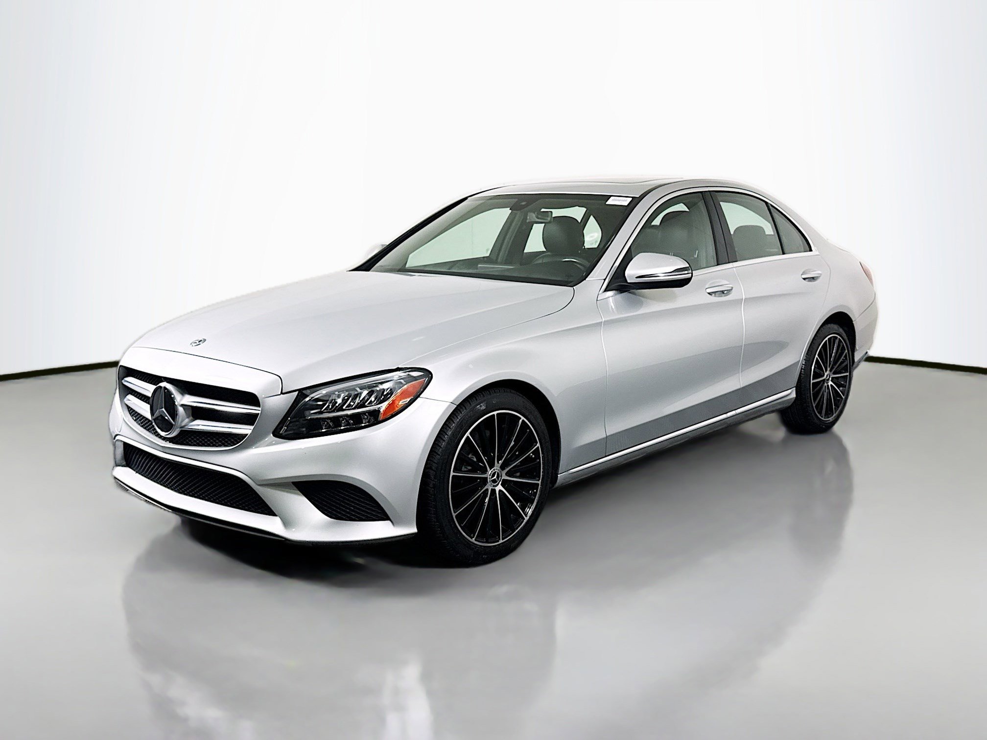 Used 2021 Mercedes-Benz C 300 Sedan w/ Premium Package image 4