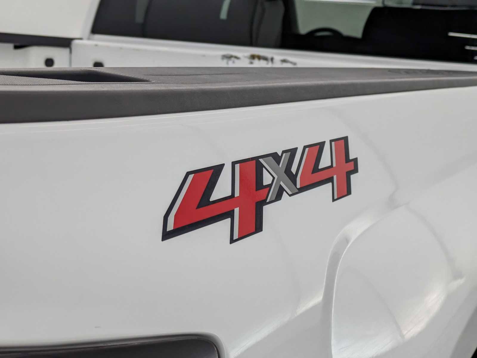 Used 2019 Chevrolet Silverado 1500 LT AWD/4WD image 14