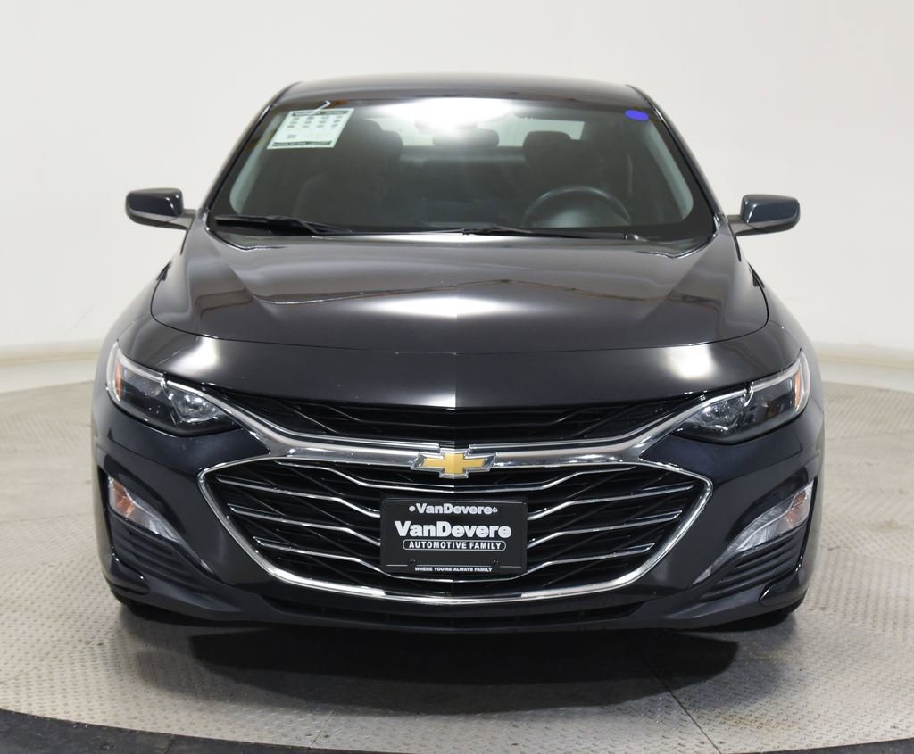 Used 2023 Chevrolet Malibu LT FWD image 2