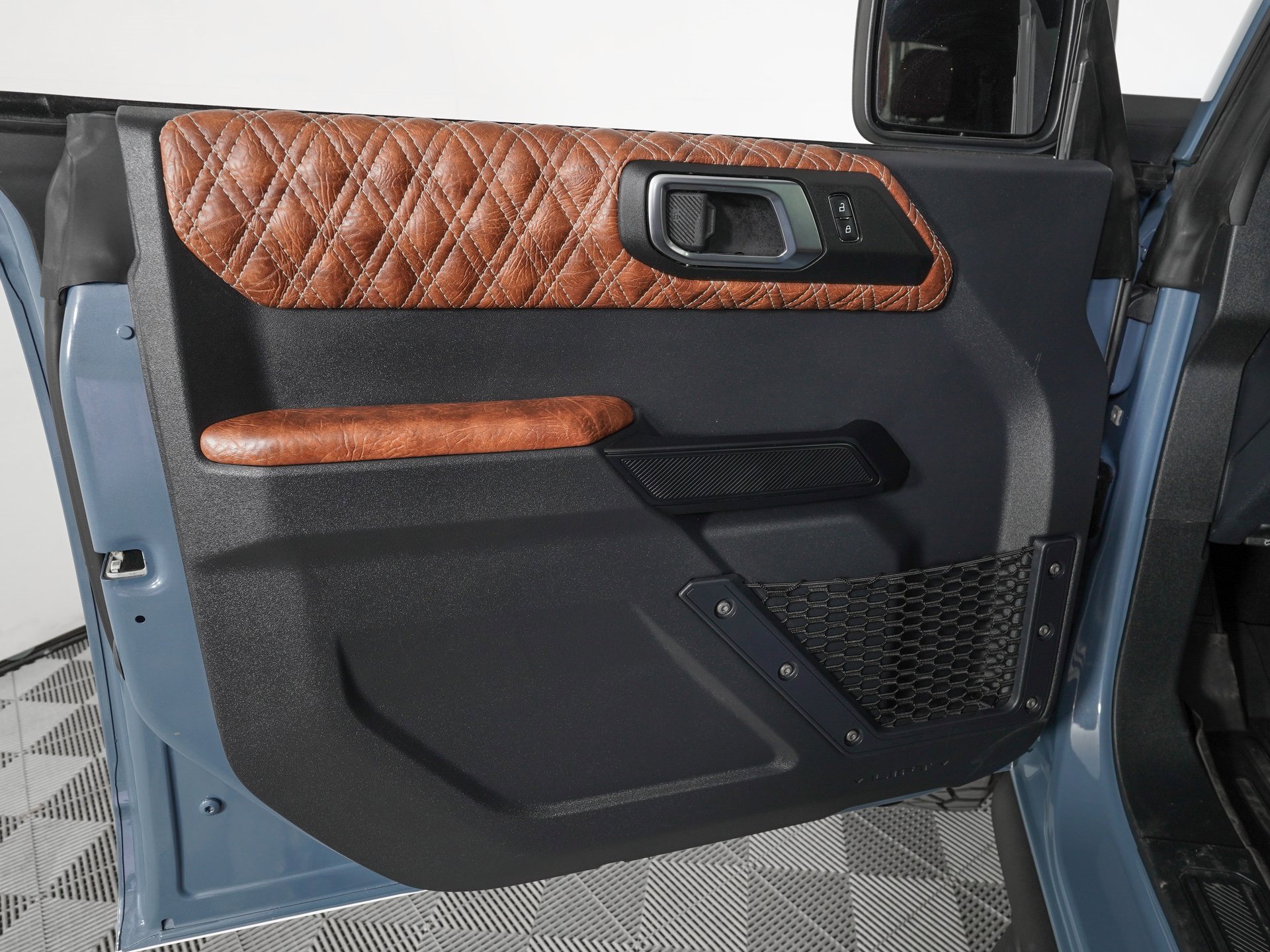 Used 2025 Ford Bronco Big Bend image 14