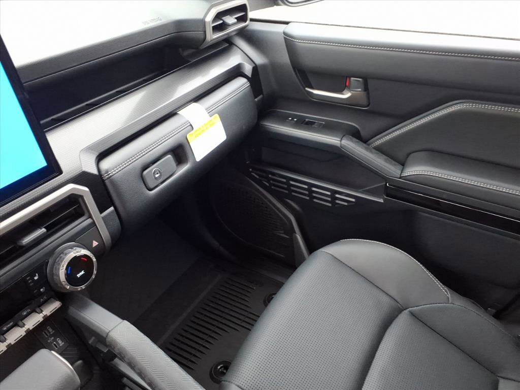 New 2026 Toyota 4Runner Limited AWD/4WD image 18
