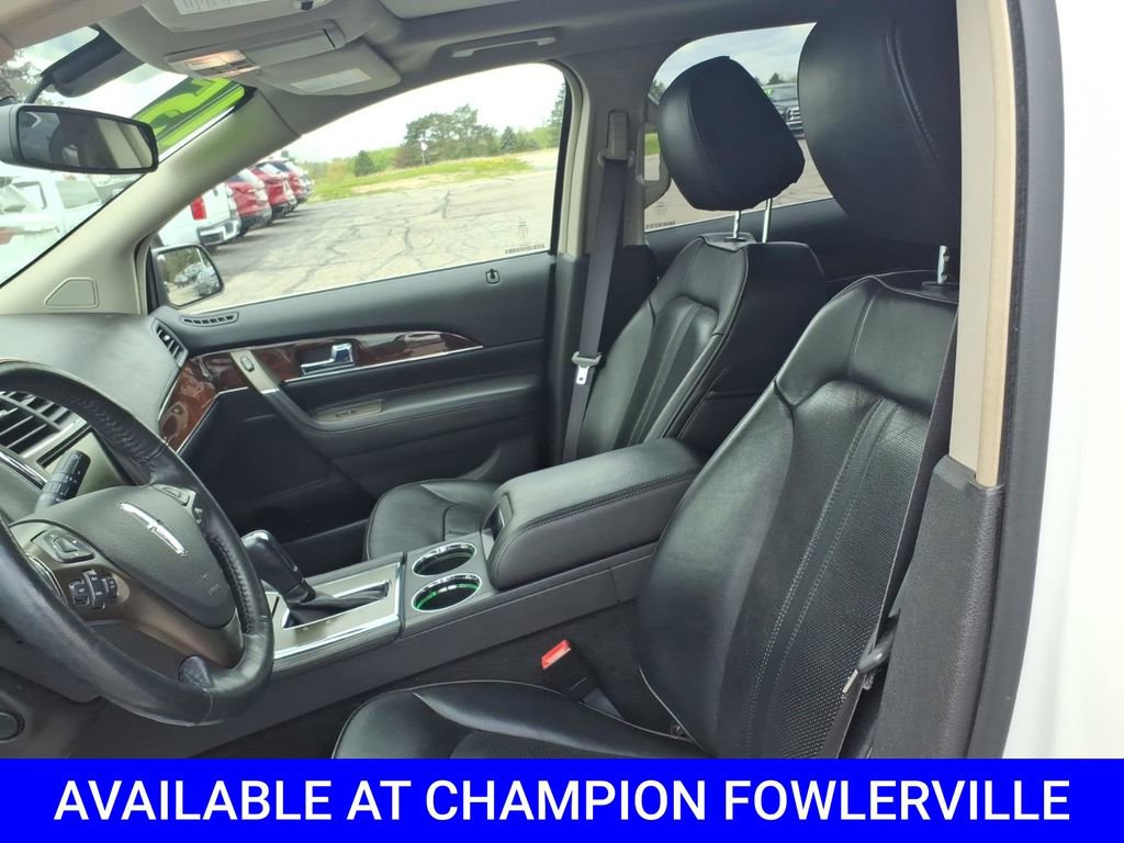 Used 2015 Lincoln MKX AWD w/ Equipment Group 102A image 10