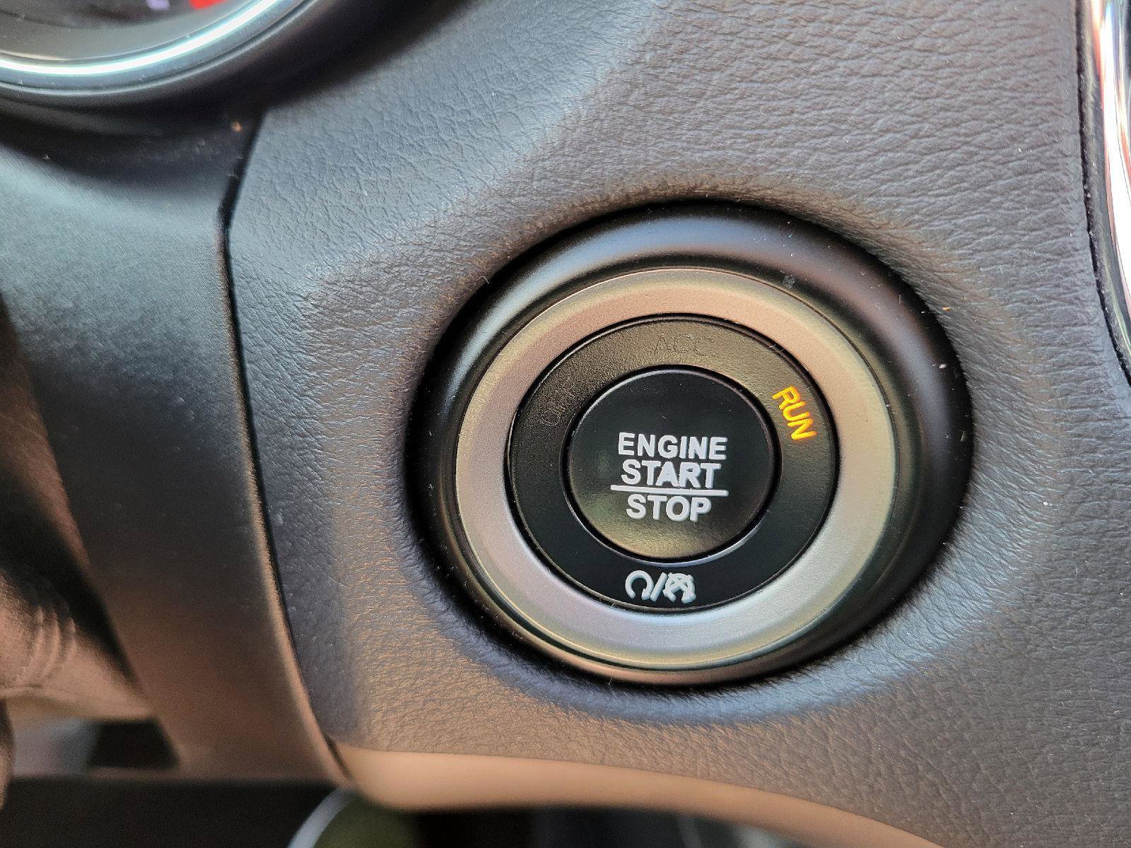 Used 2018 Dodge Durango SXT w/ Quick Order Package 2BB image 12