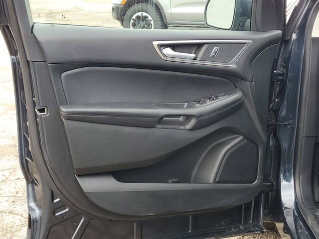 Used 2023 Ford Edge SEL w/ Convenience Package image 11