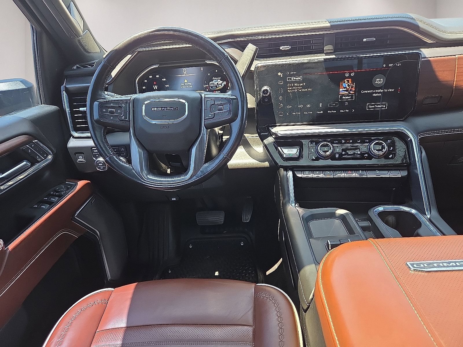 Used 2024 GMC Sierra 2500 Denali Ultimate AWD/4WD image 20