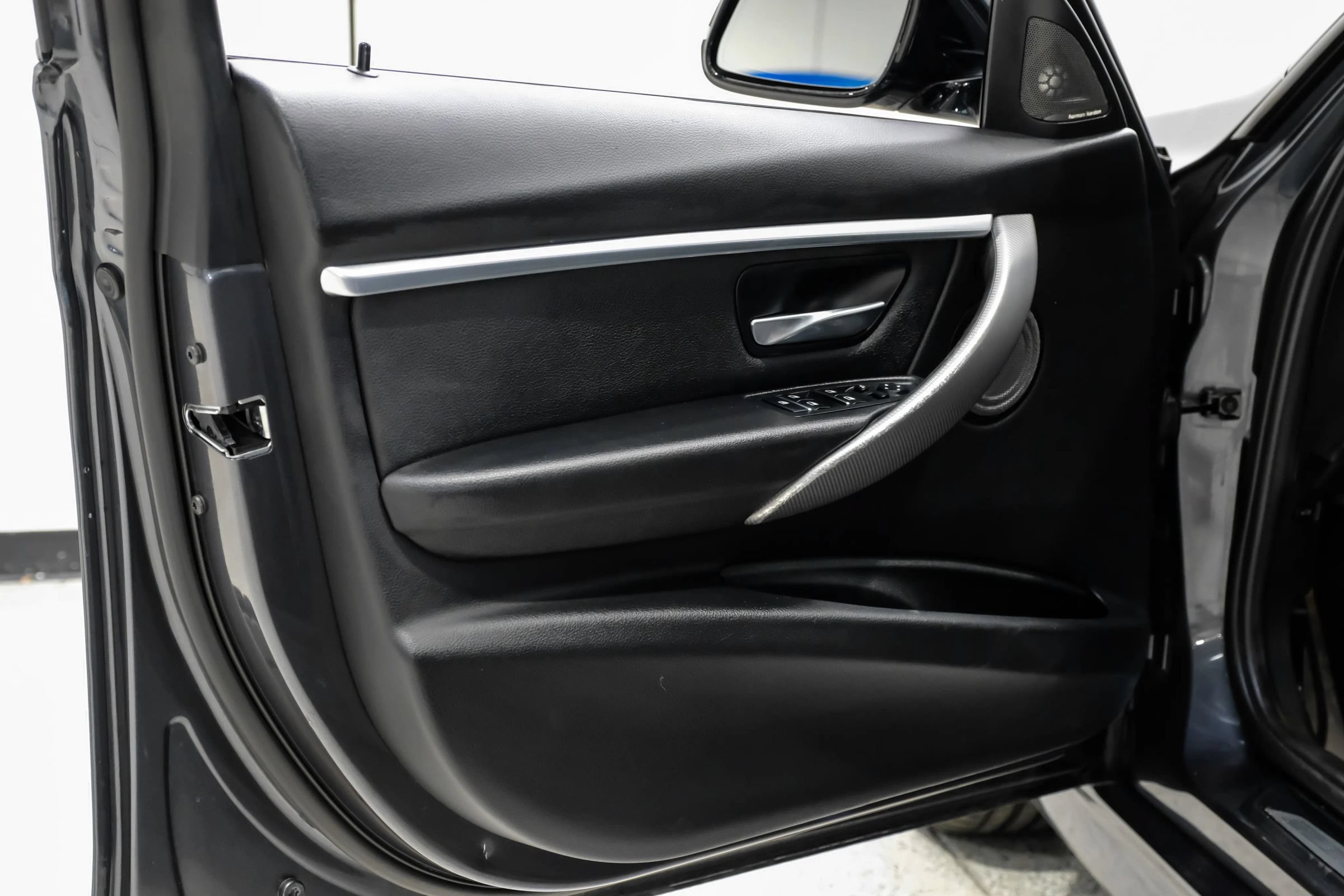 Used 2018 BMW 340i Sedan RWD image 47