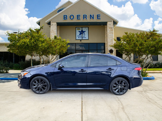 Used 2024 Toyota Corolla SE FWD image 2