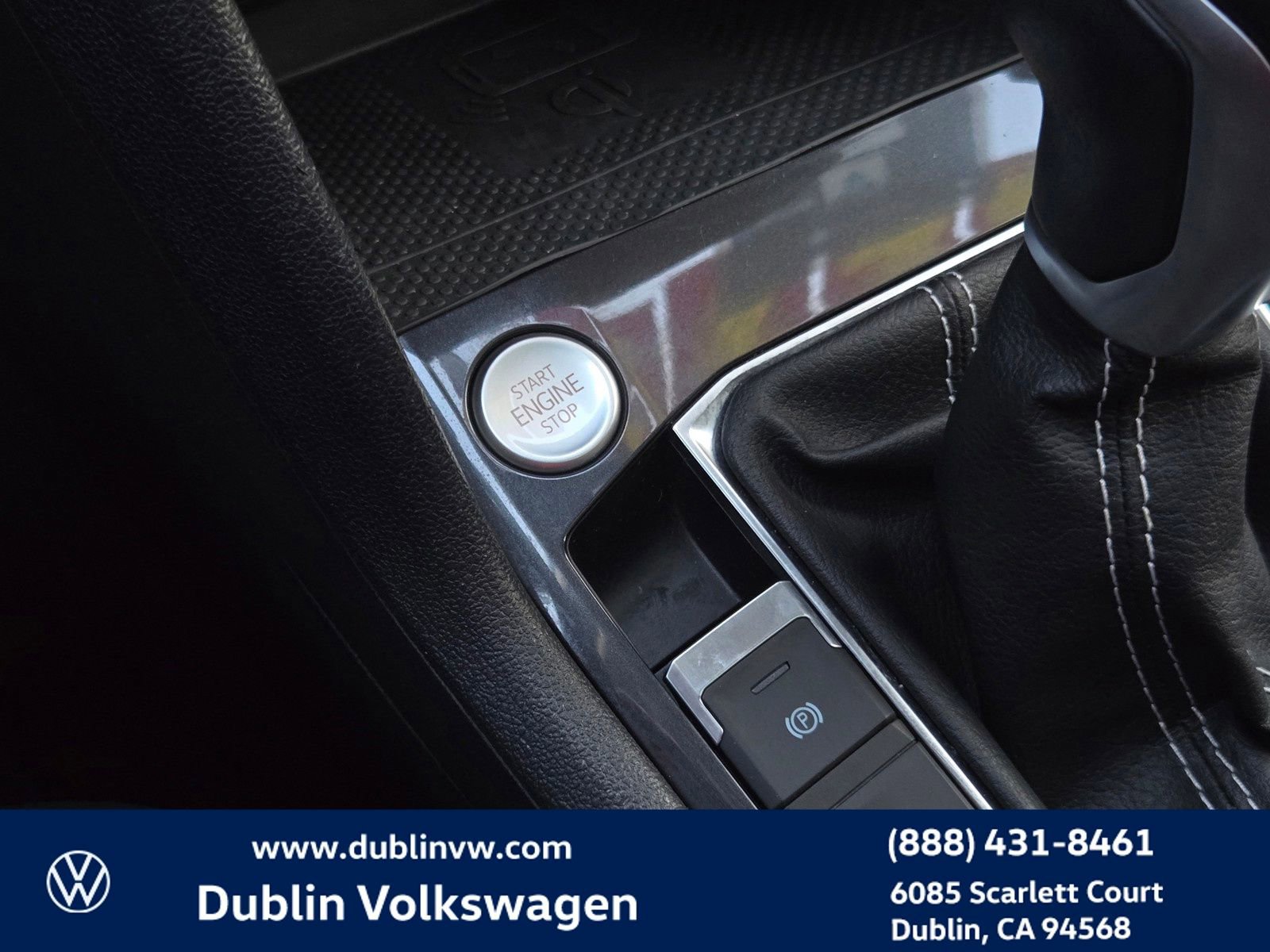 Certified 2022 Volkswagen Tiguan SE w/ Panoramic Sunroof Package image 21