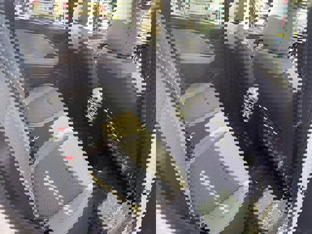 Used 2025 Subaru Forester Premium image 20