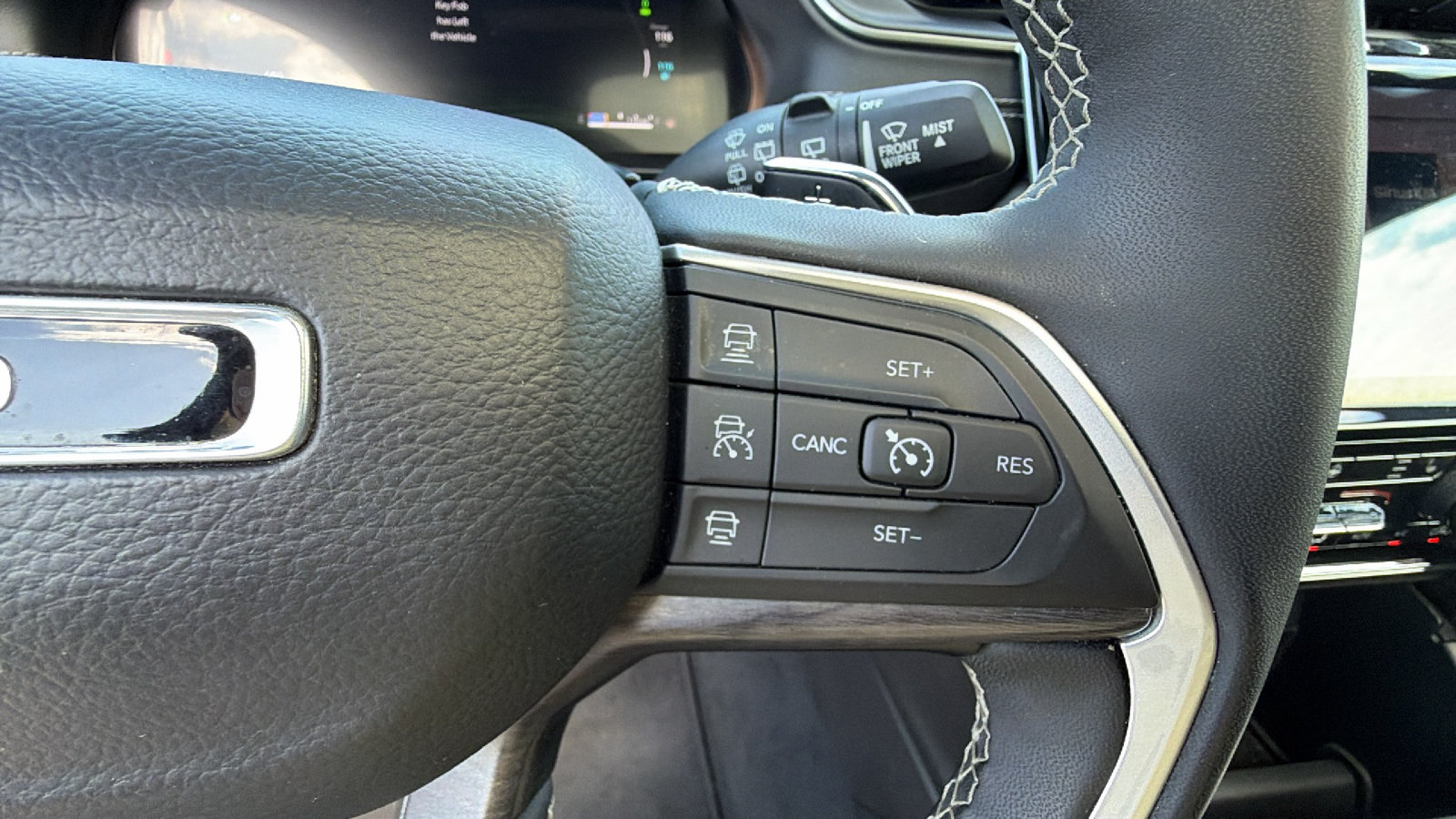 Used 2024 Jeep Grand Cherokee Limited 4xe AWD/4WD image 29