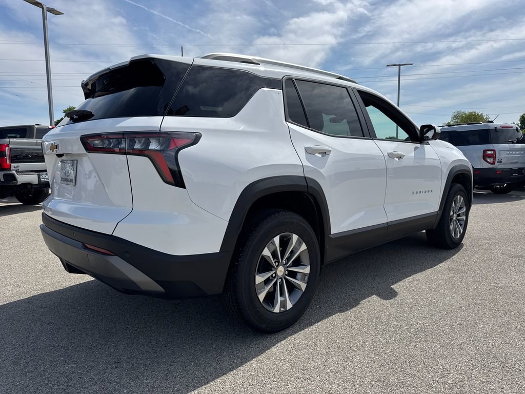 Used 2025 Chevrolet Equinox LT w/ Convenience Package II FWD image 7