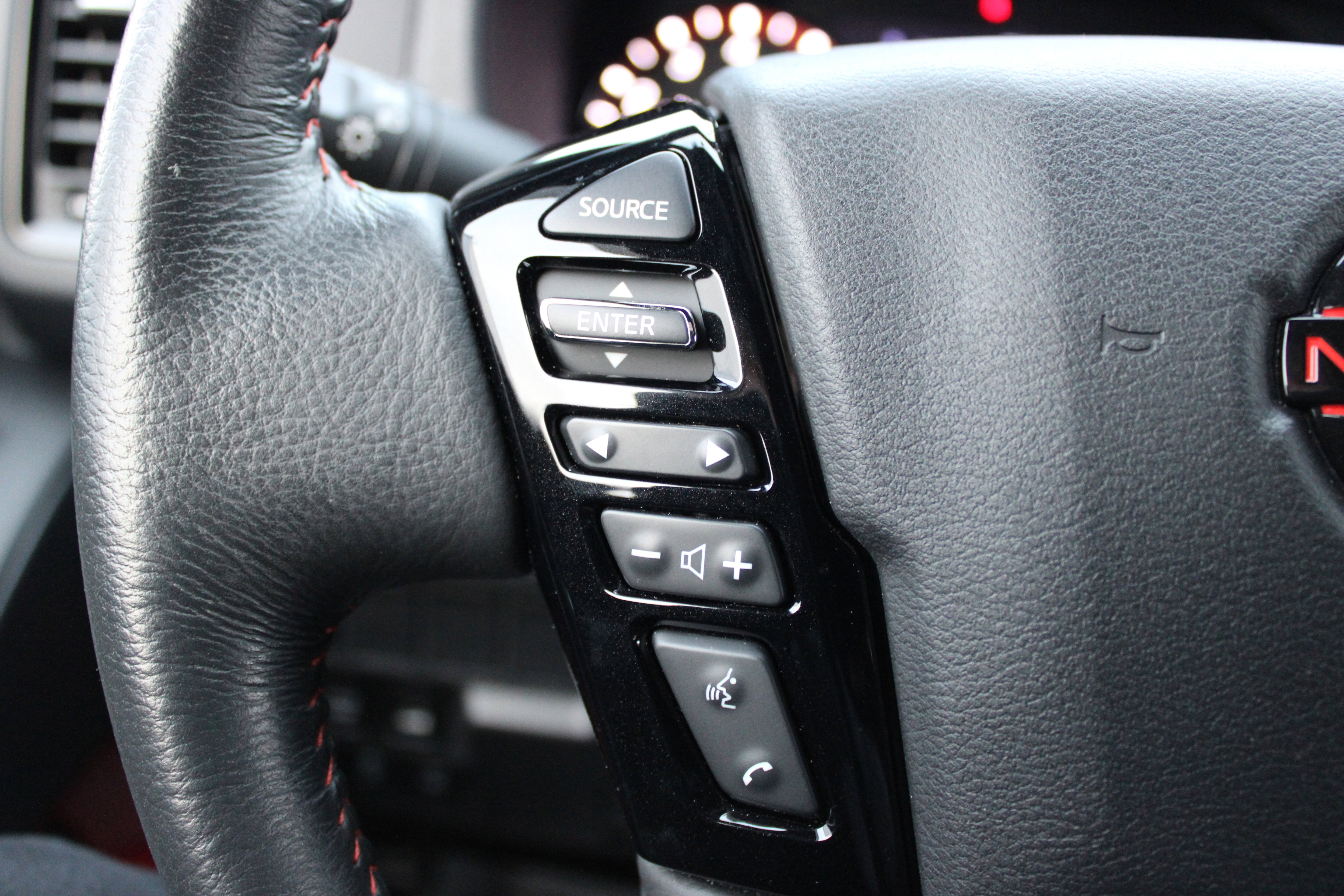 Certified 2024 Nissan Frontier PRO-4X w/ Technology Package image 26