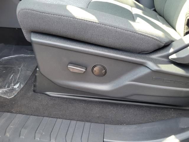 New 2026 Ford F250 4x4 Crew Cab Super Duty image 23