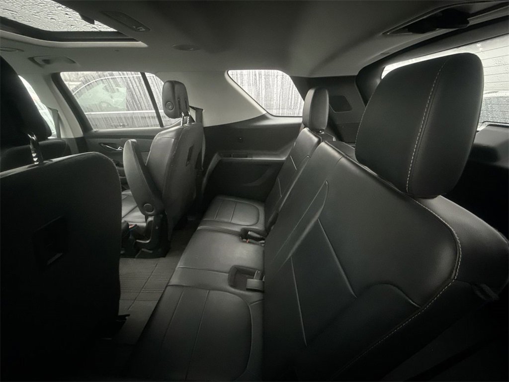 Used 2018 Chevrolet Traverse Premier w/ Redline Edition image 10