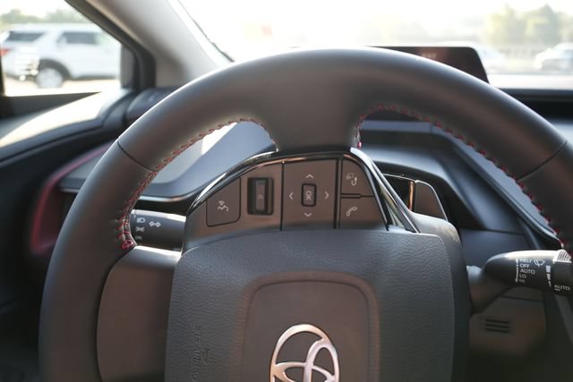 Used 2026 Toyota Prius Plug-In Hybrid FWD image 24