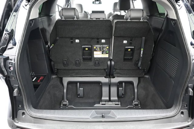 Certified 2026 Toyota Sienna XLE AWD/4WD image 19