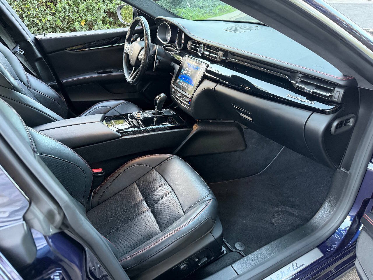 Used 2018 Maserati Quattroporte S GranSport RWD image 26