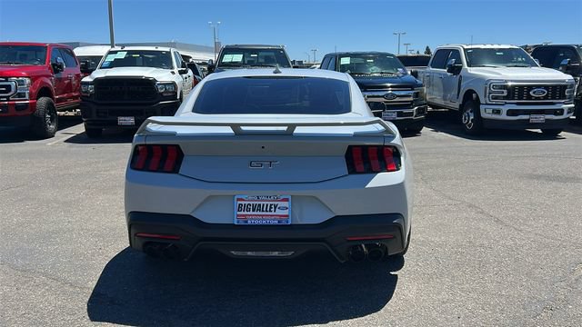 New 2026 Ford Mustang GT Premium w/ GT Performance Package RWD image 4