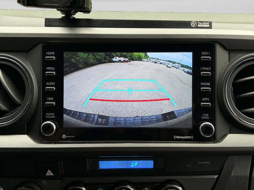 Used 2022 Toyota Tacoma TRD Off-Road w/ Technology Package AWD/4WD image 16