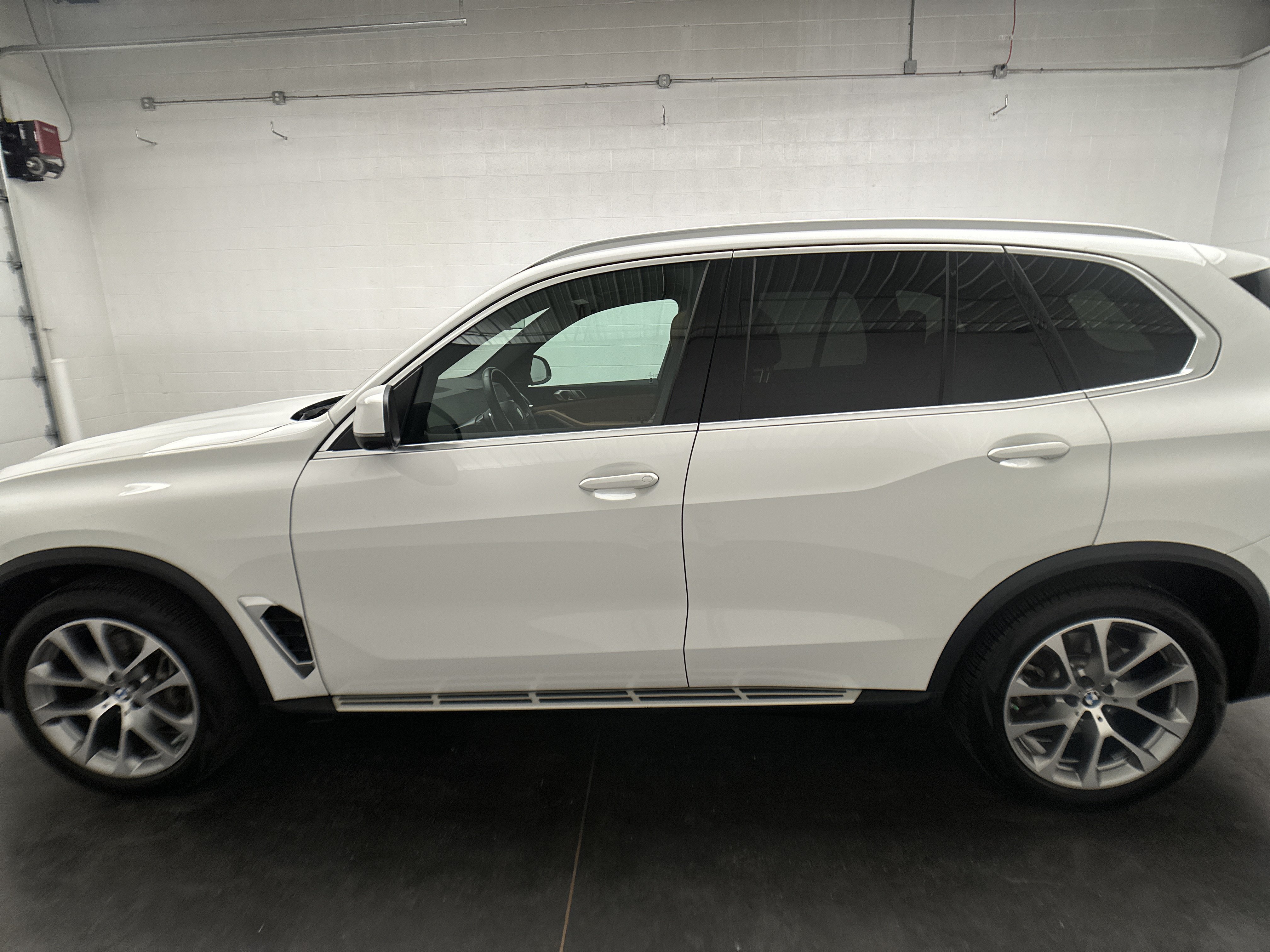 Used 2026 BMW X5 xDrive40i AWD/4WD image 6