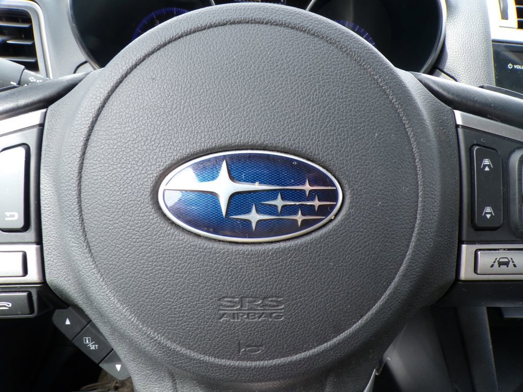 Used 2016 Subaru Legacy 2.5i Premium AWD/4WD image 32