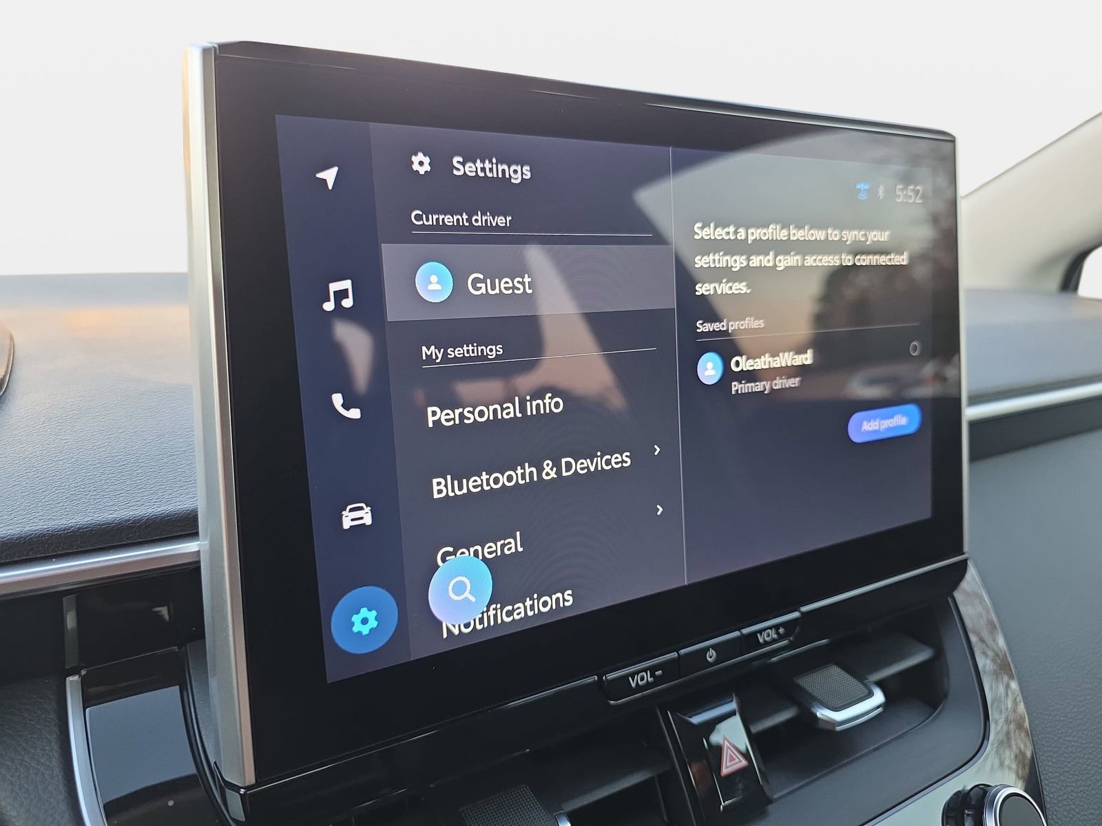 Used 2025 Toyota Corolla XLE image 20