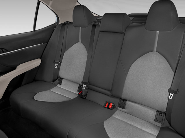 Used 2025 Toyota Camry LE image 22