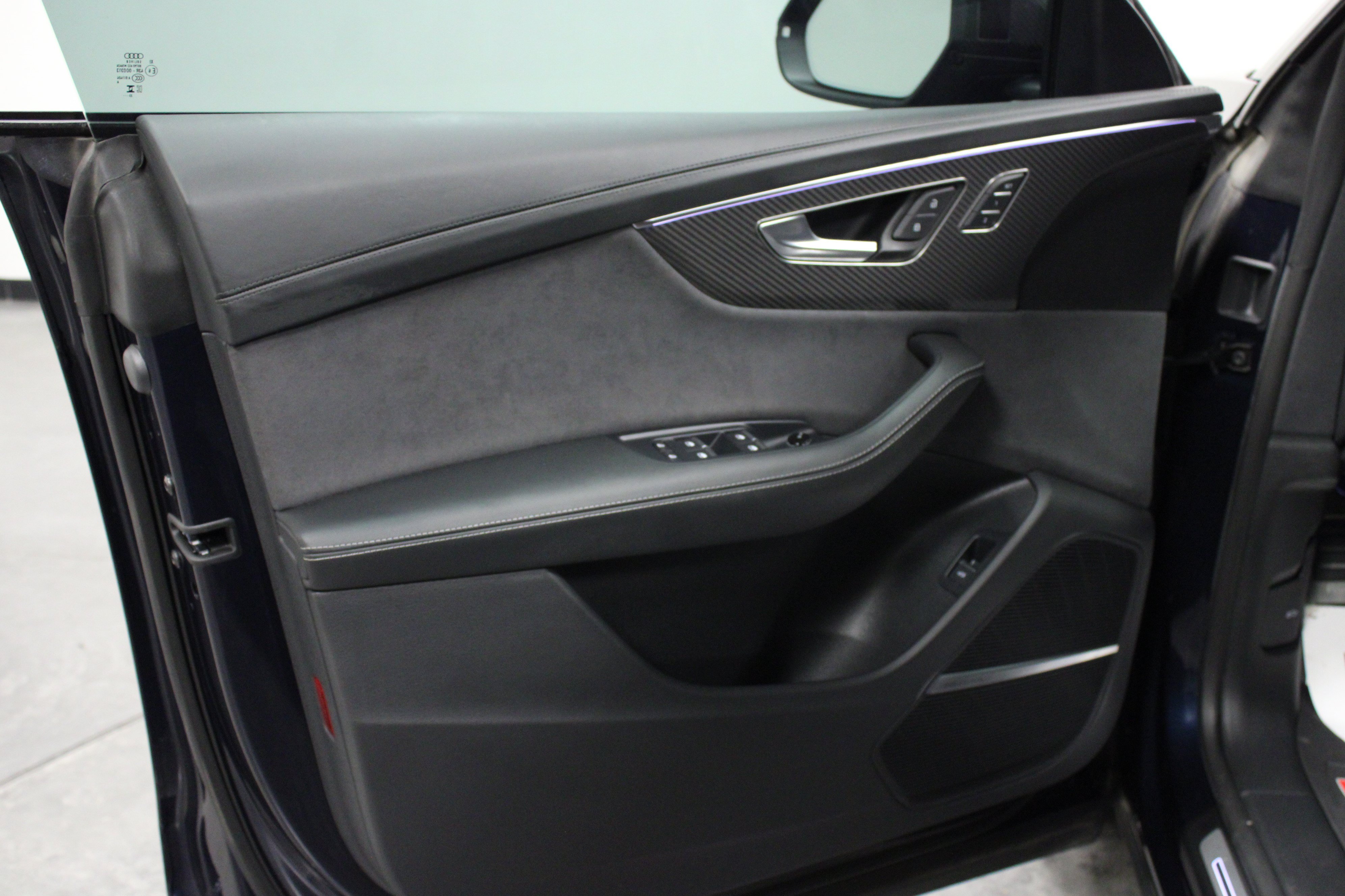 Used 2024 Audi SQ8 Prestige w/ Prestige Package AWD/4WD image 11