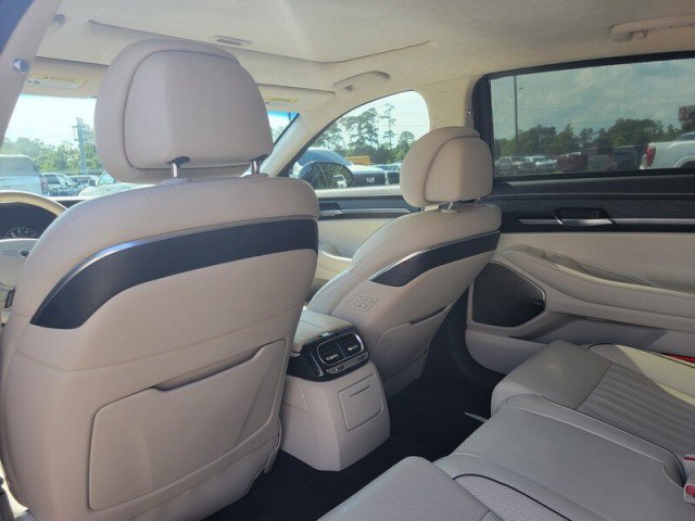 Used 2022 Genesis G90 3.3T Premium RWD image 25