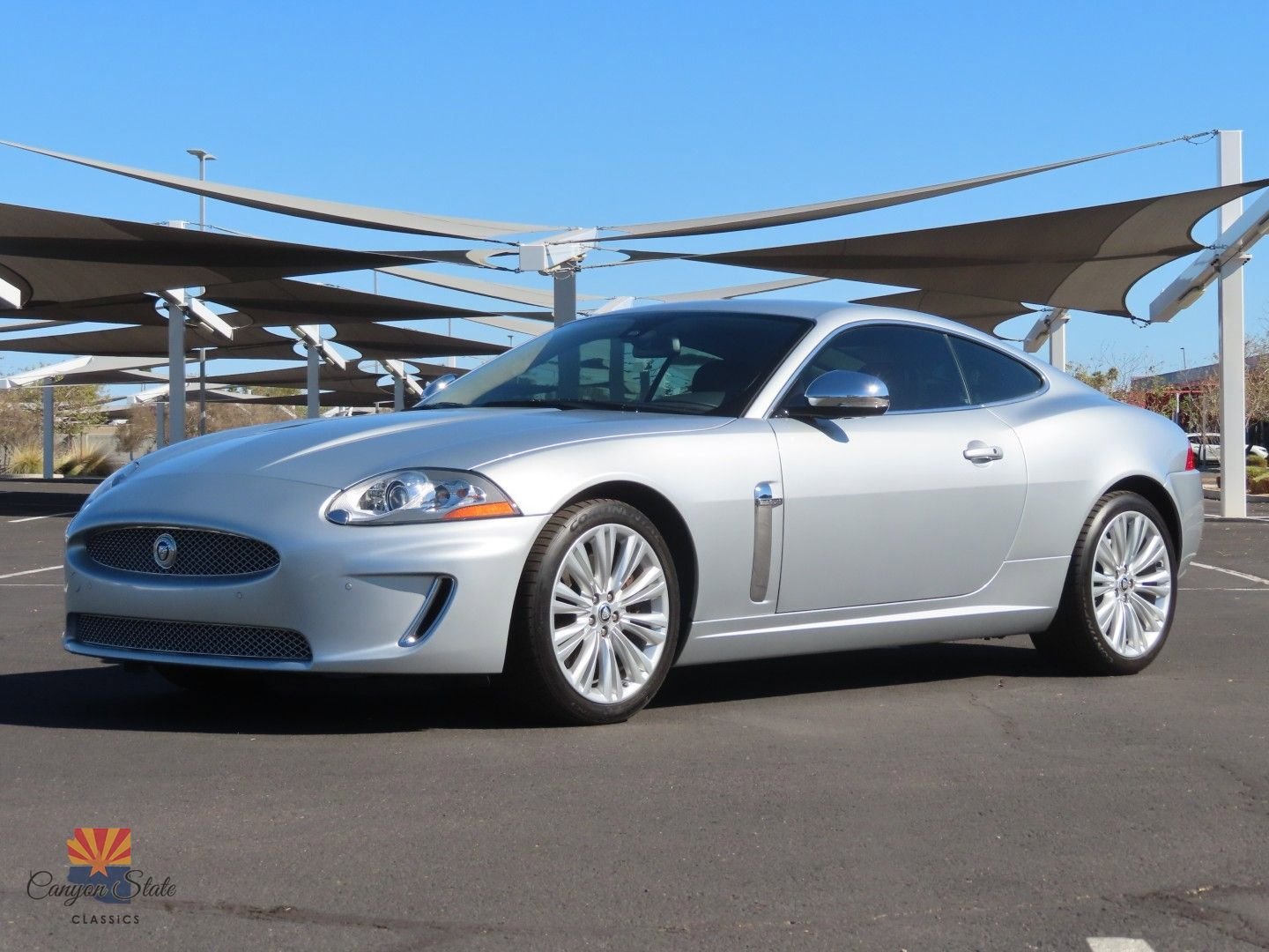 Used 2010 Jaguar XK Coupe image 4