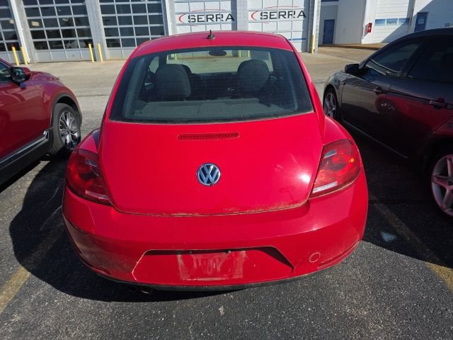 Used 2013 Volkswagen Beetle 2.5 FWD image 3