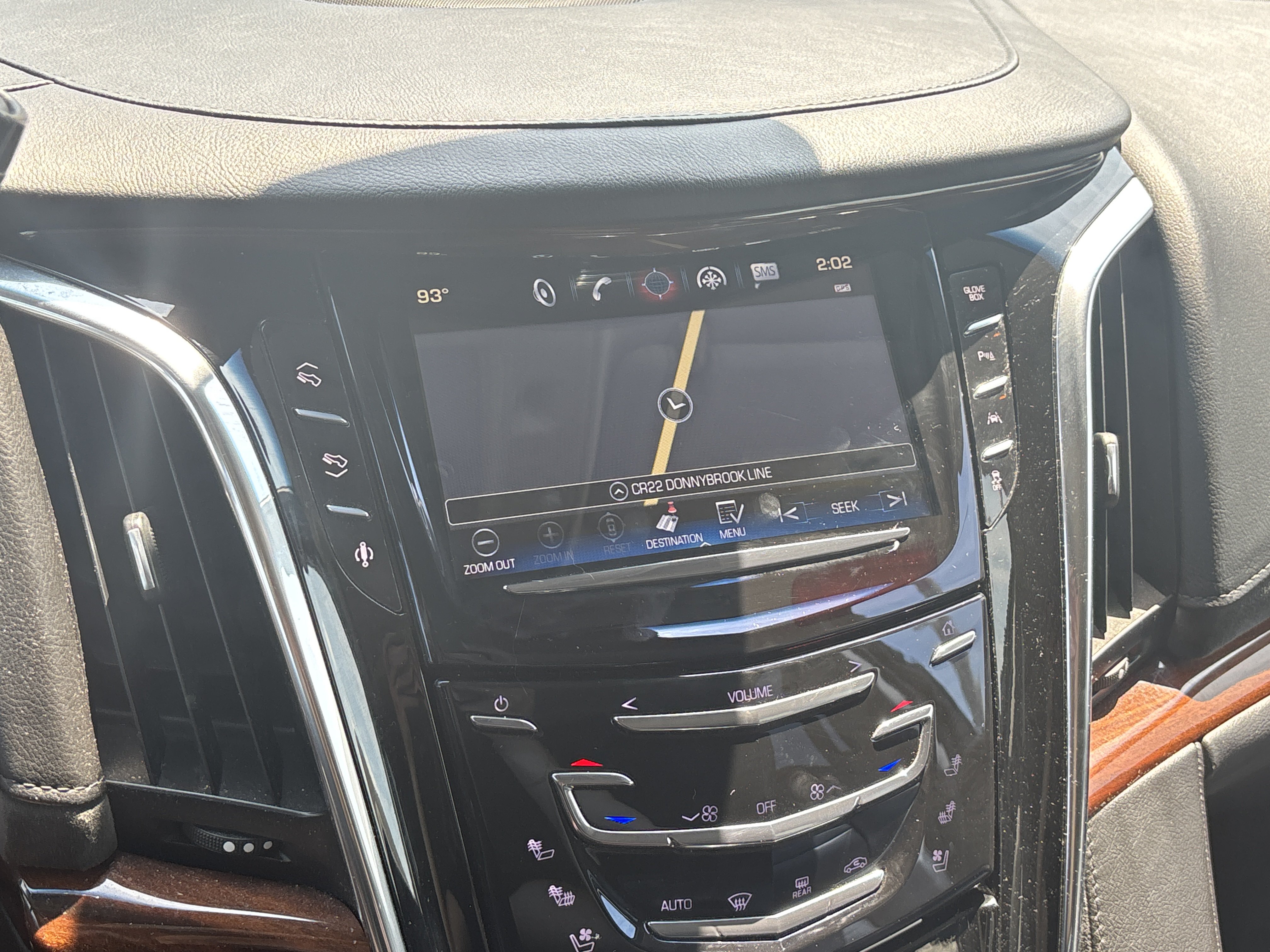 Used 2016 Cadillac Escalade ESV Luxury AWD/4WD image 6